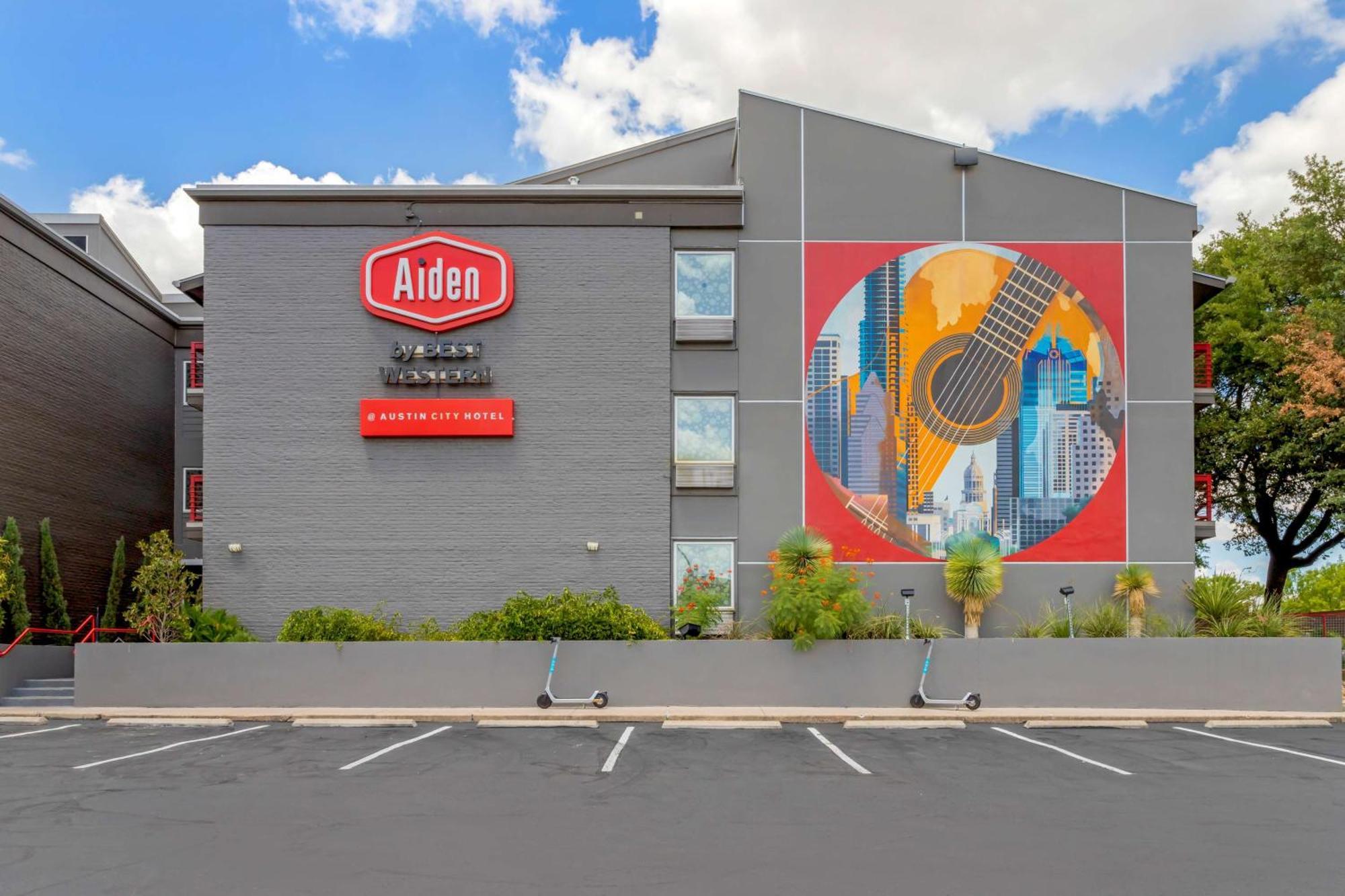 Aiden Austin City Hotel Exterior photo